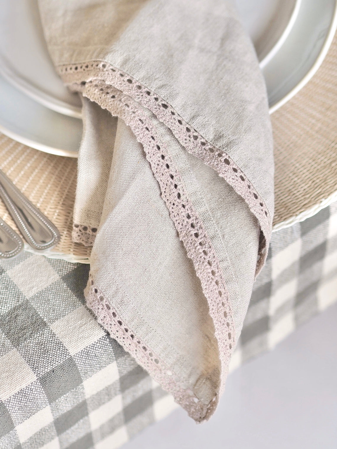 Eliza Lace Linen Napkin The Cross Decor Design