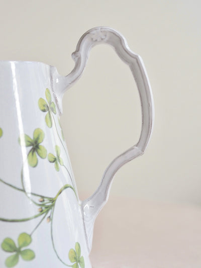 Clover (Bladderwort) Pitcher