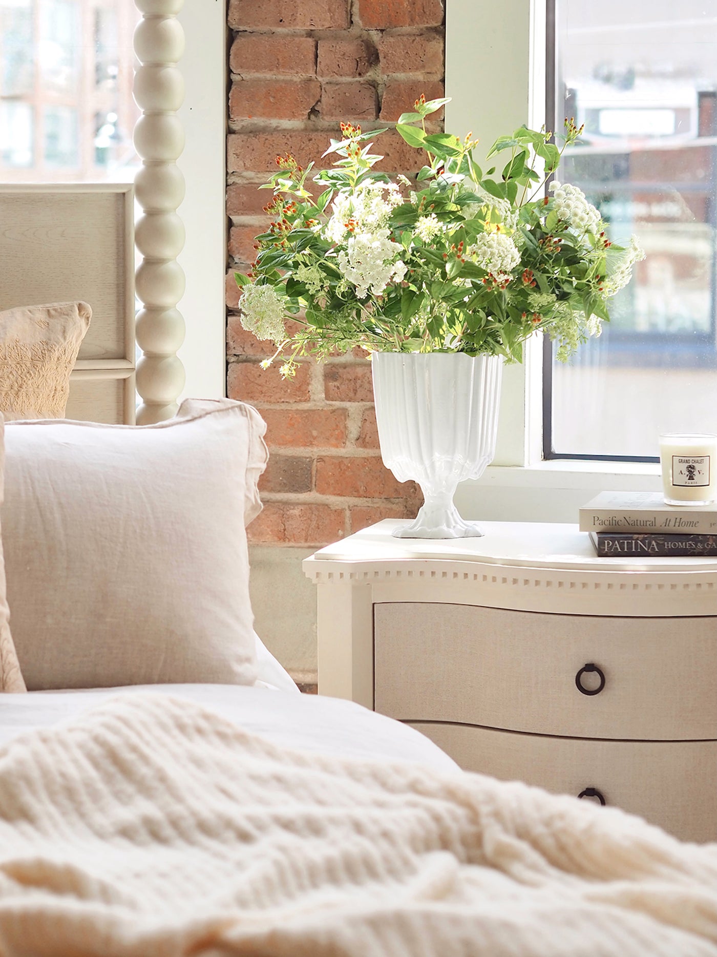 Astier de Villatte | Rocaille Vase