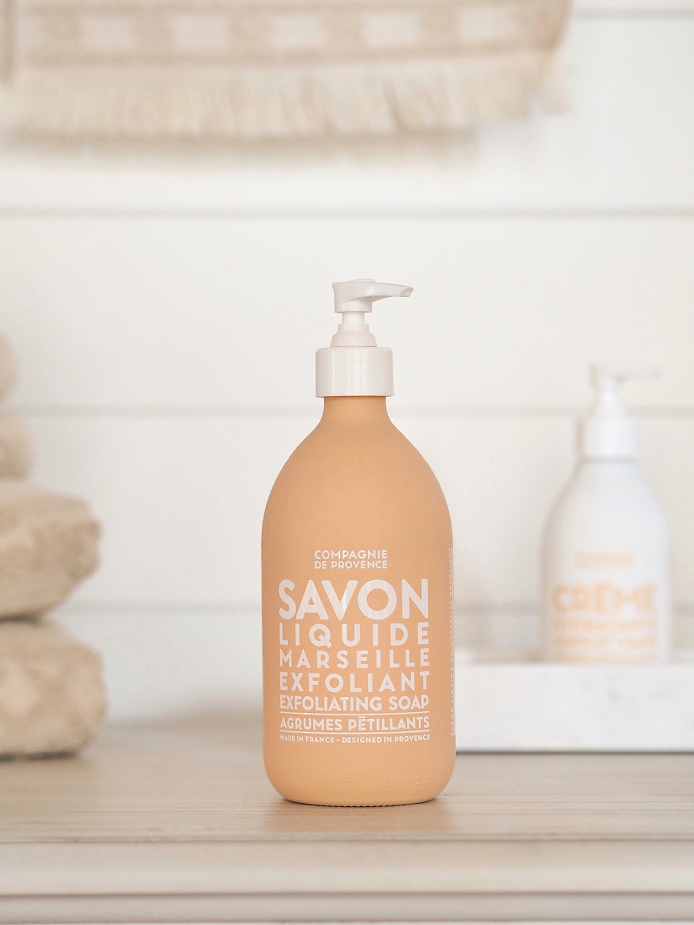 Sparkling Citrus Exfoliating Liquid Soap