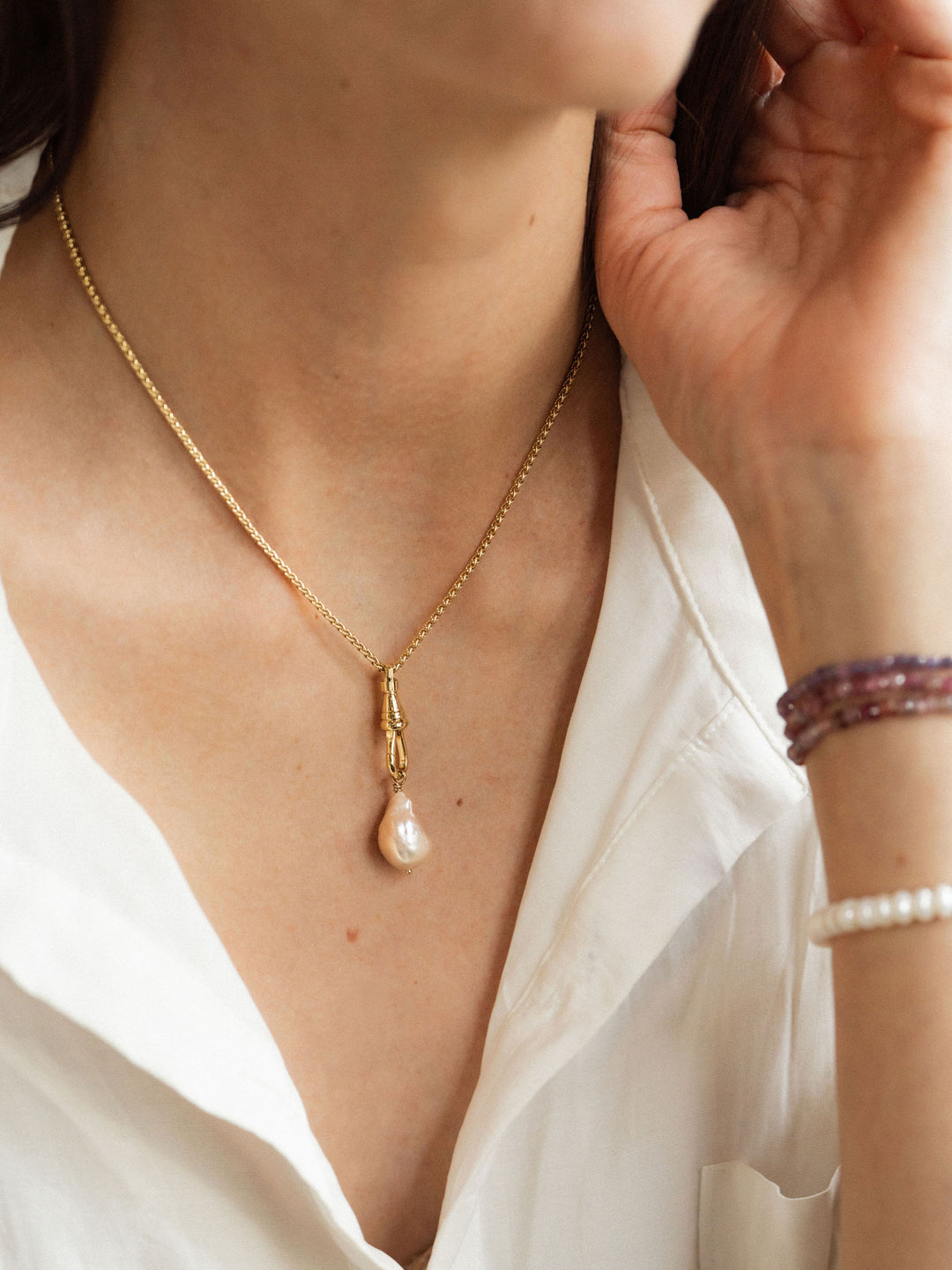 Martinique Pearl Necklace The Cross Decor Design