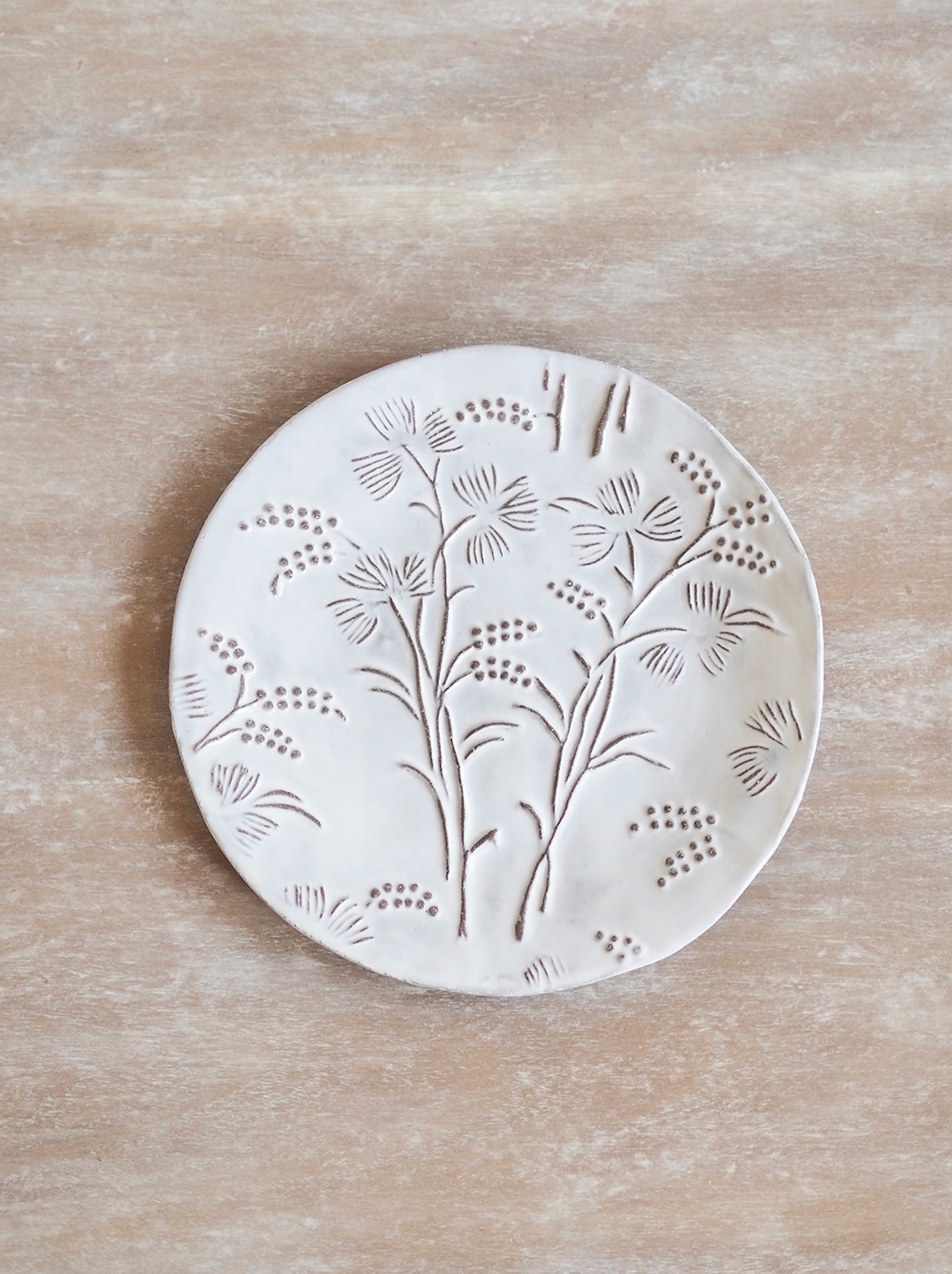 Robinson Dessert Plate - The Cross Decor & Design