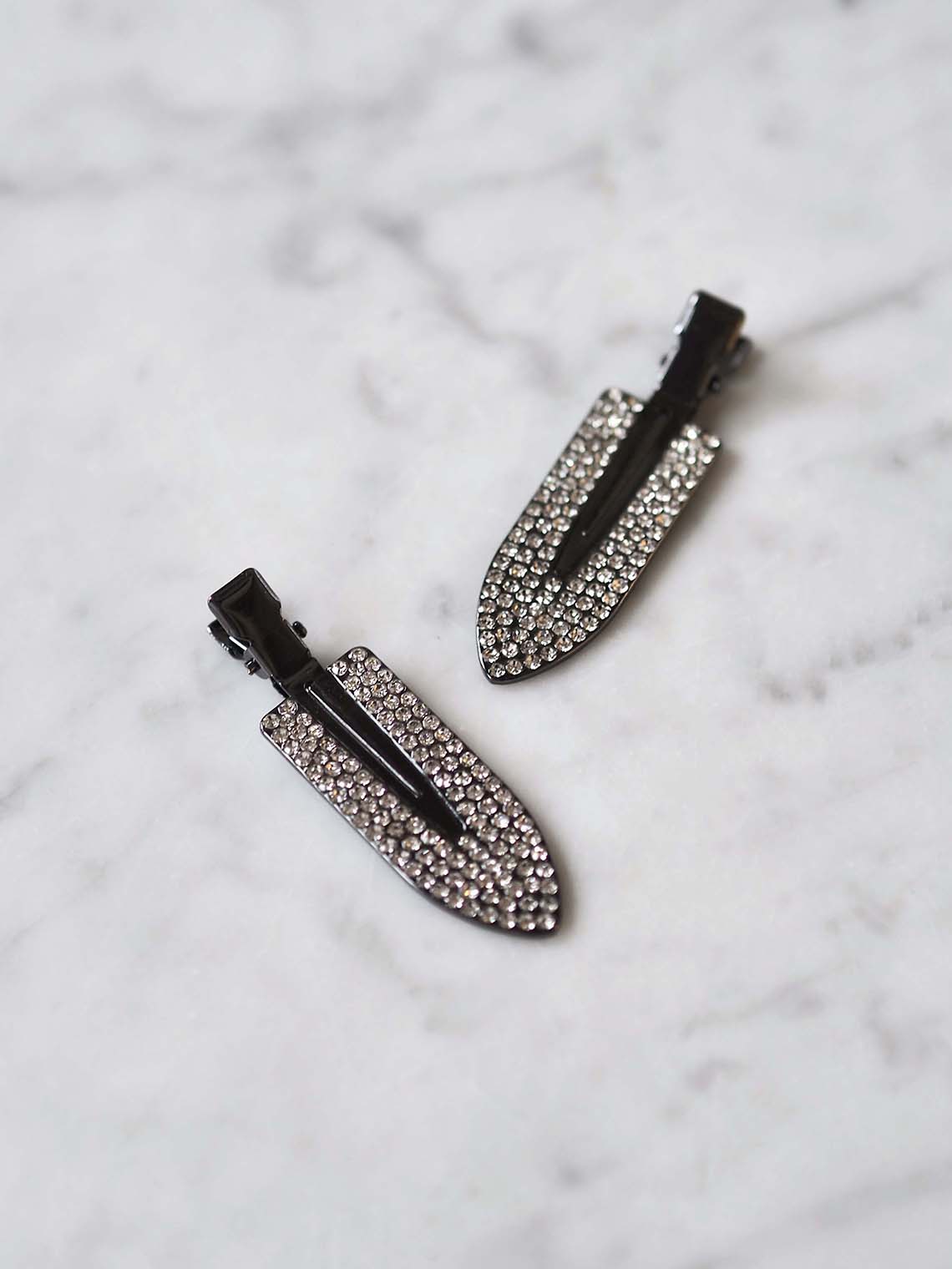 Rhinestone Creaseless Clips 2pc Set - The Cross Decor & Design