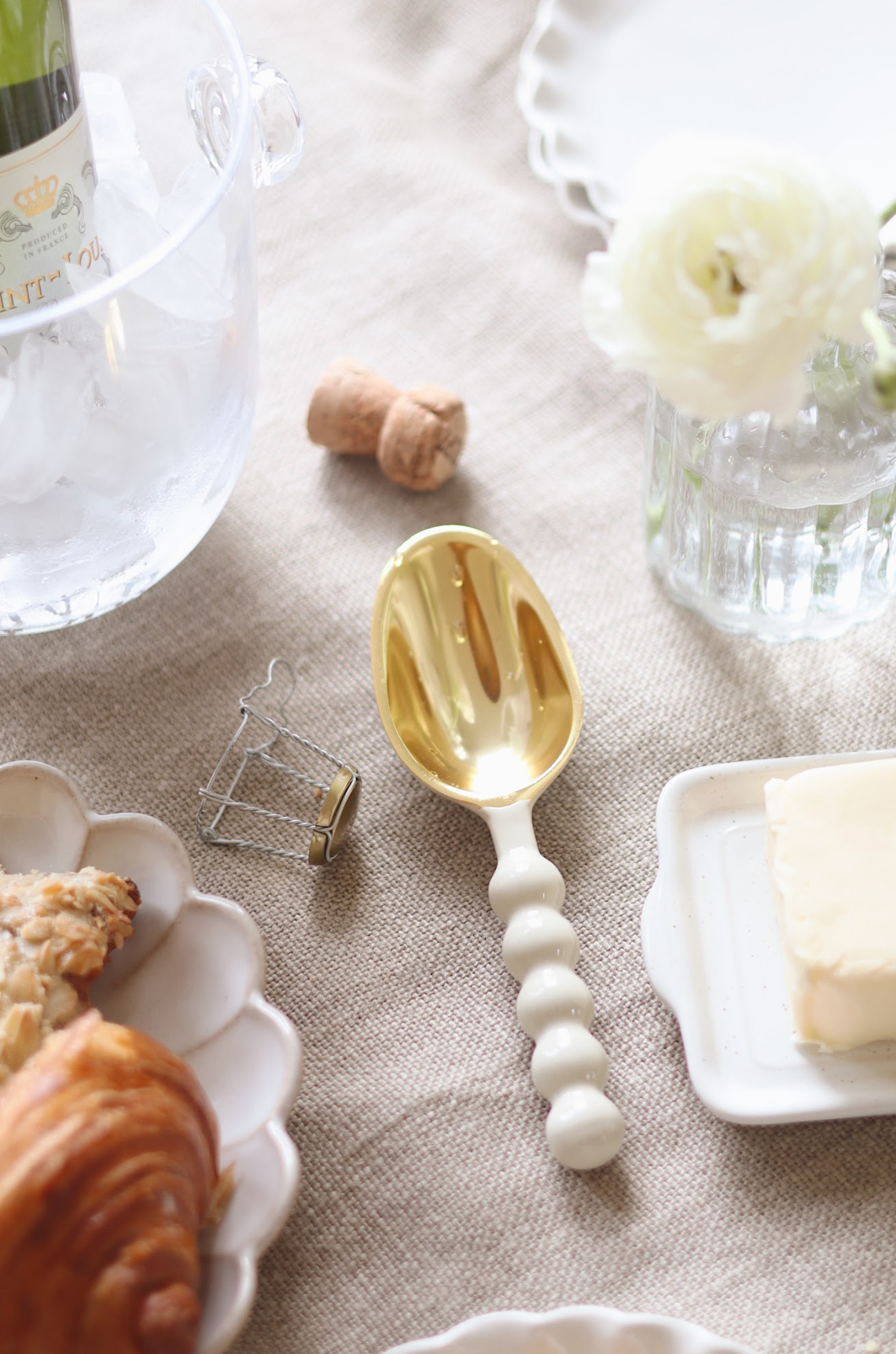Yorke Ice Scoop - The Cross Decor & Design