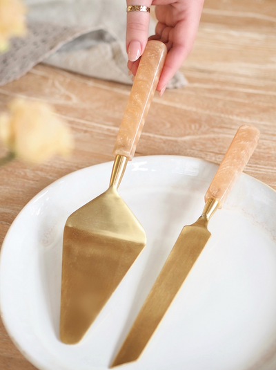 Camila Cake Server Set - The Cross Decor & Design