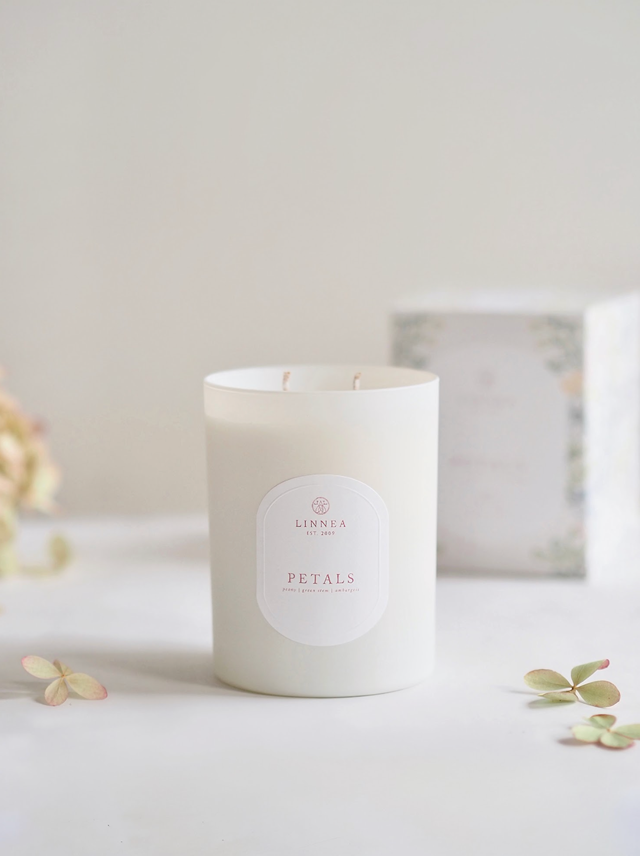 Petals 2 Wick Candle - The Cross Decor & Design
