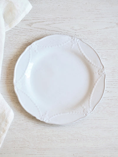 Cambridge Dinner Plate - The Cross Decor & Design
