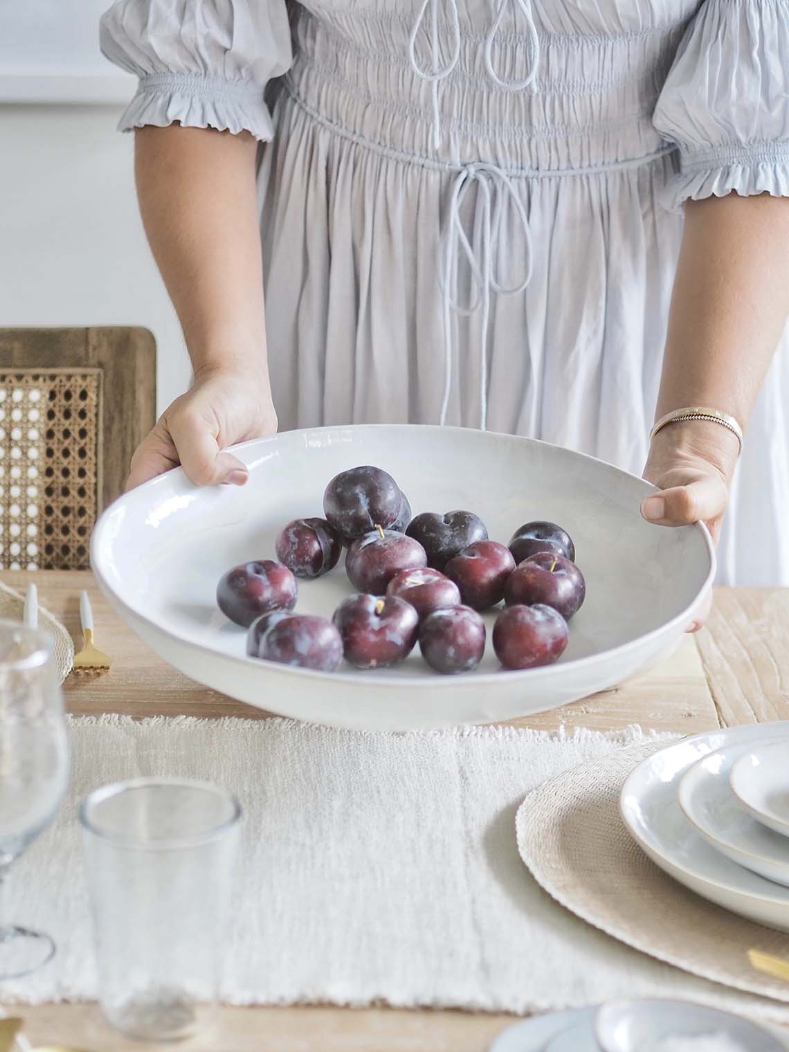 Brisa Serving Bowl 14"