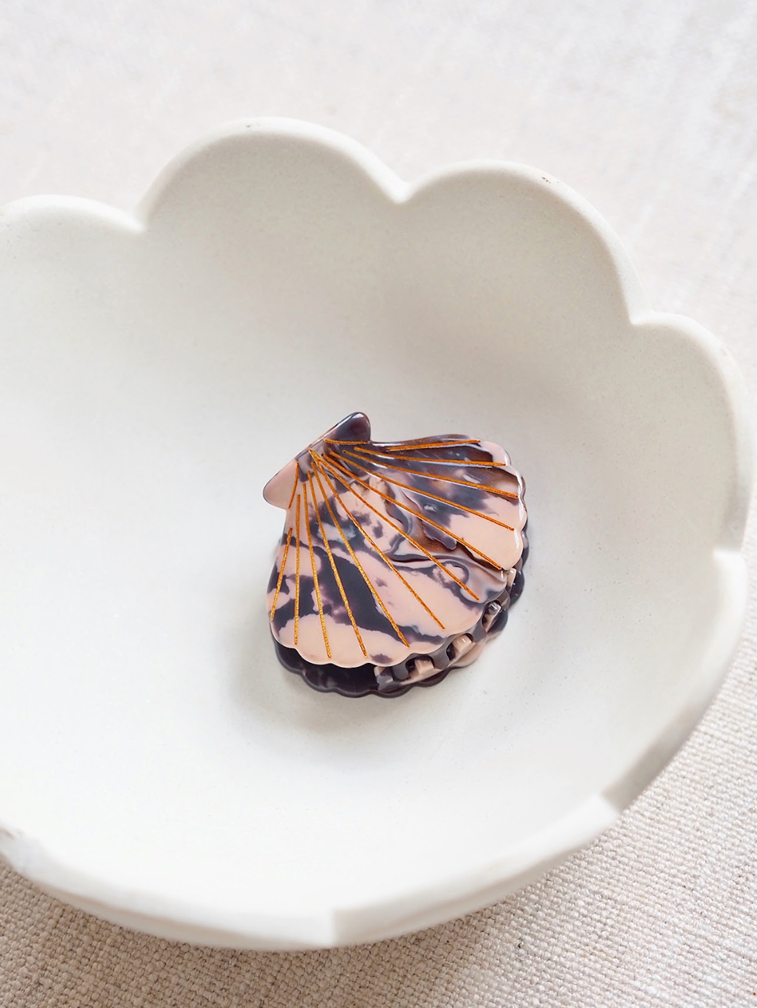Brunette Seaside Claw Clips - The Cross Decor & Design