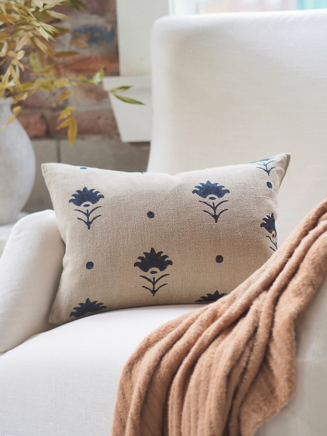 Pari Indigo Pillow | 14x20