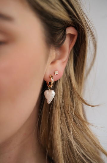 注目！【leah alexandra】海外セレブ愛用★QUADITTA STUDS★ Leah Alexandra | Quaditta Studs - Silver & CZ – RUBAIYAT