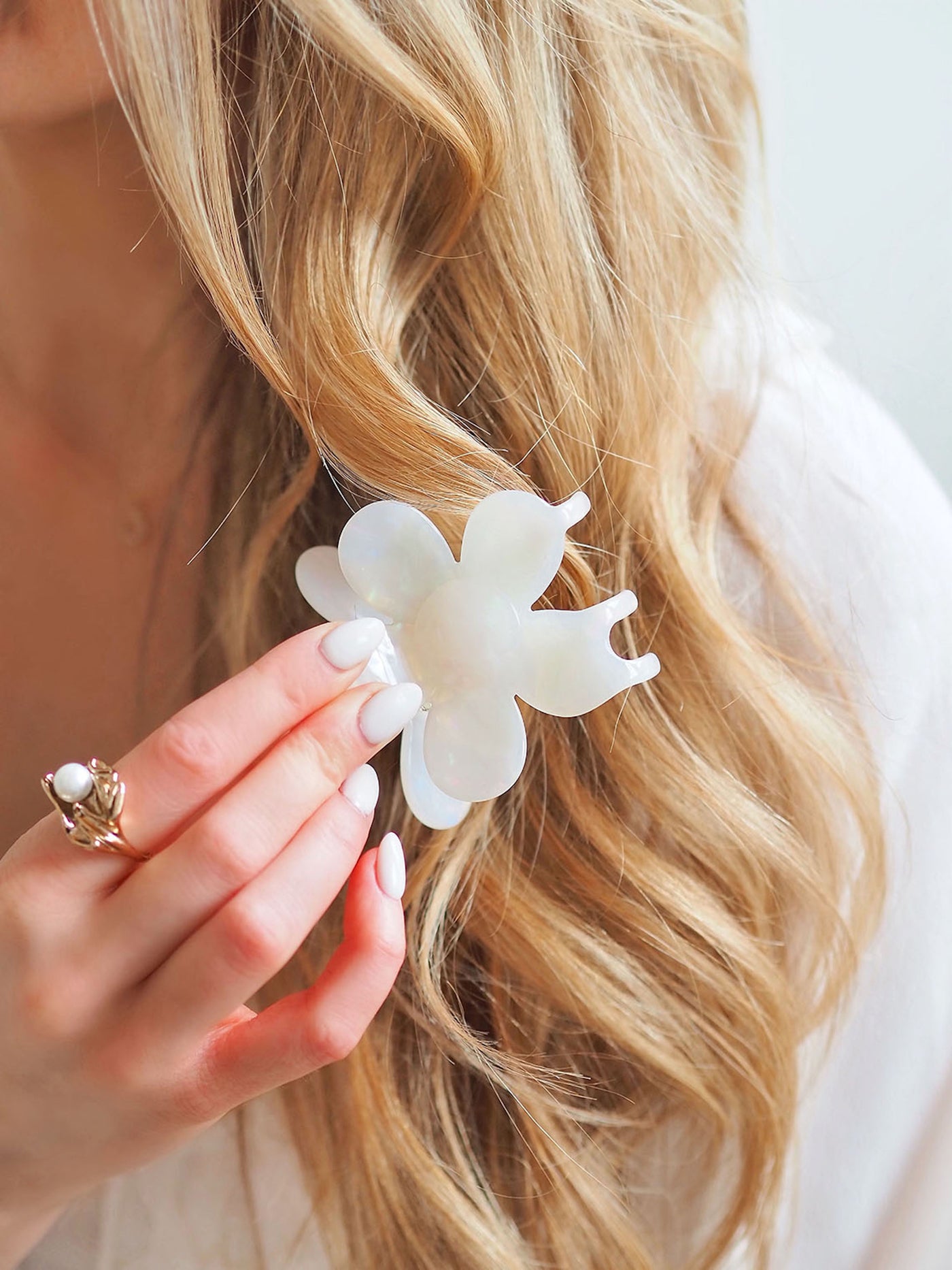 Jasmine Flower Claw Clip
