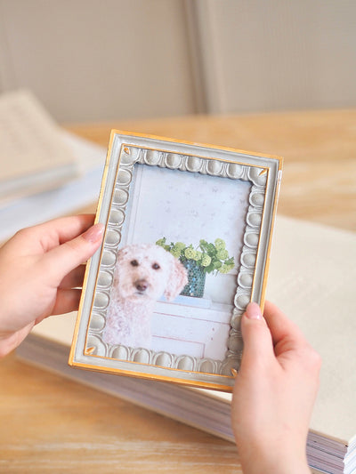 Ophelia Scalloped Frame