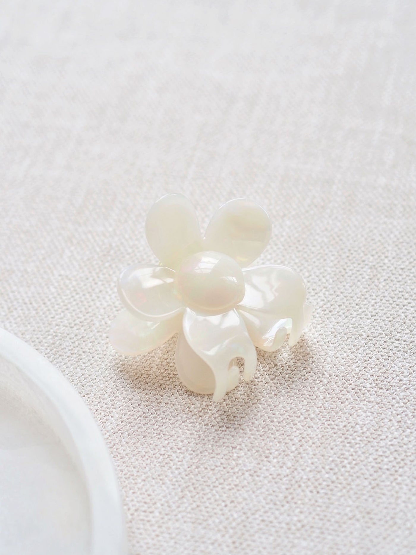Jasmine Flower Claw Clip