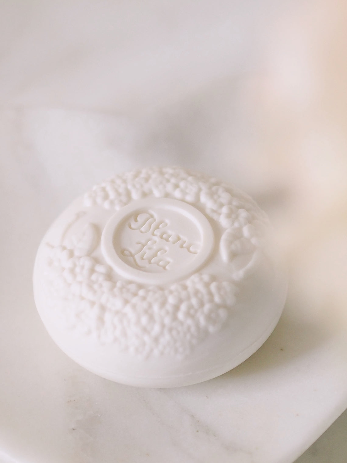 Blanc Lila Petite Savon Soap - The Cross Decor & Design
