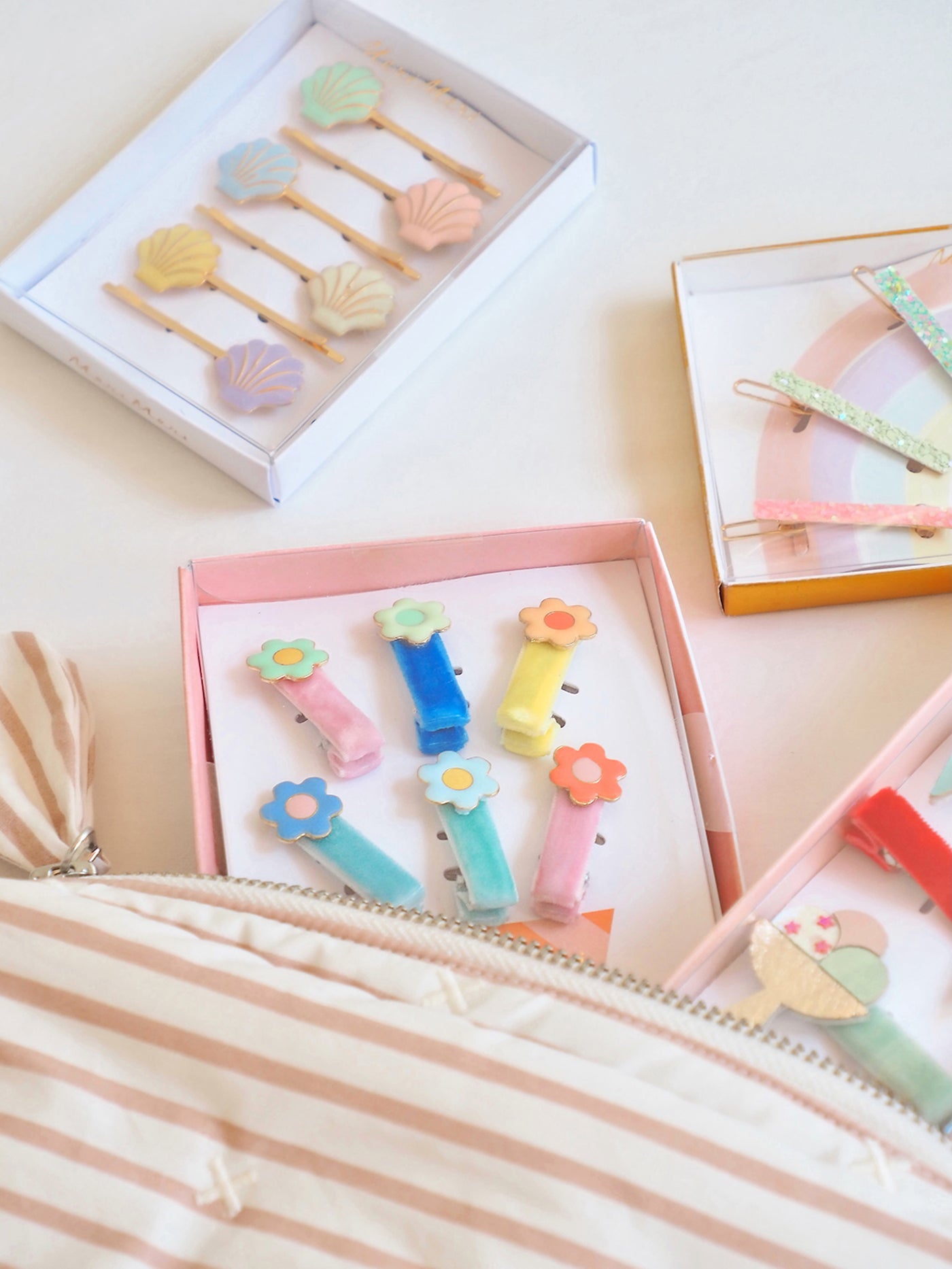Enamel Daisy Hair Clips - The Cross Decor & Design