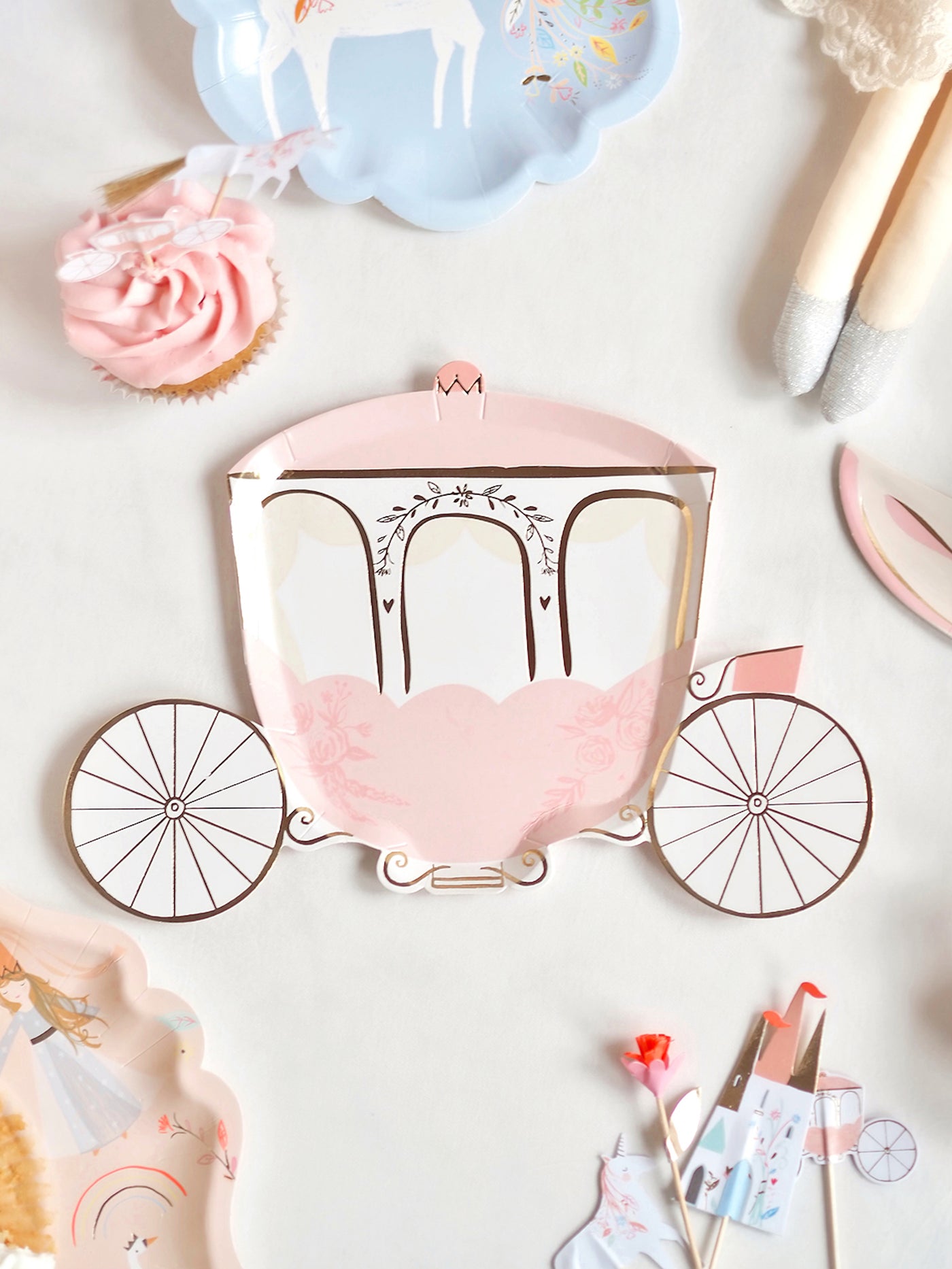 Princess Carriage Party Plates - The Cross Decor & Design