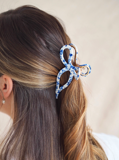 Sabrina Coastal Marbled Blue Claw Clip - The Cross Decor & Design