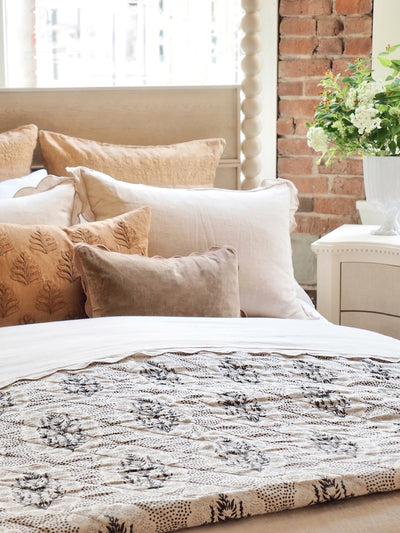 Winfleur Marigold Graphite Coverlet