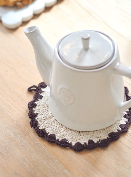 Black & White Round Crocheted Pot Holder - The Cross Decor & Design