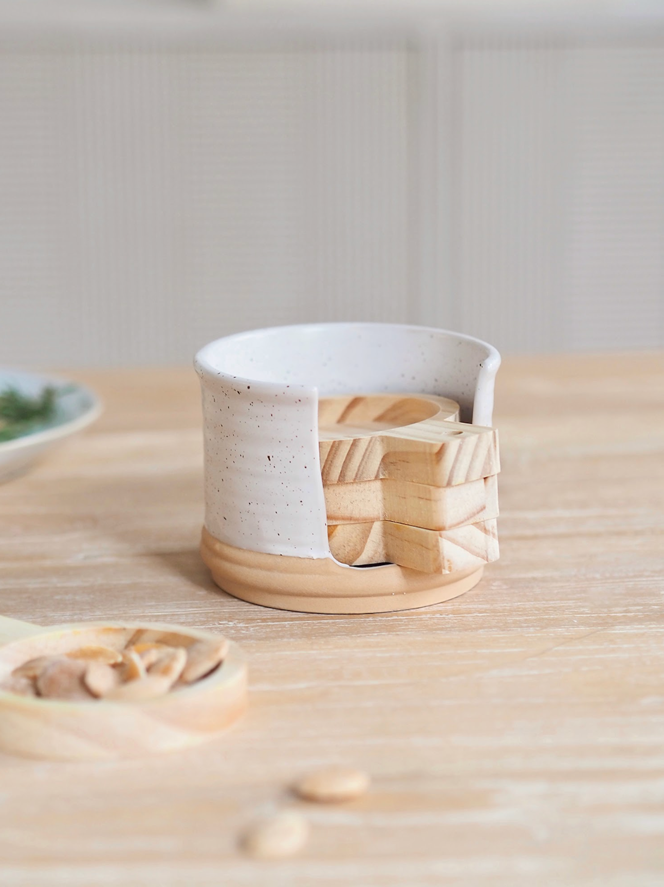 Noa Tapas Plates and Holder - The Cross Decor & Design
