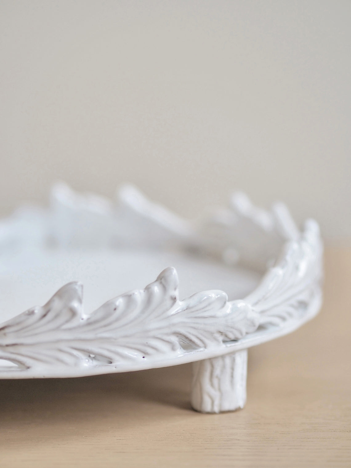 Setsuko Round Leaf Cake Stand