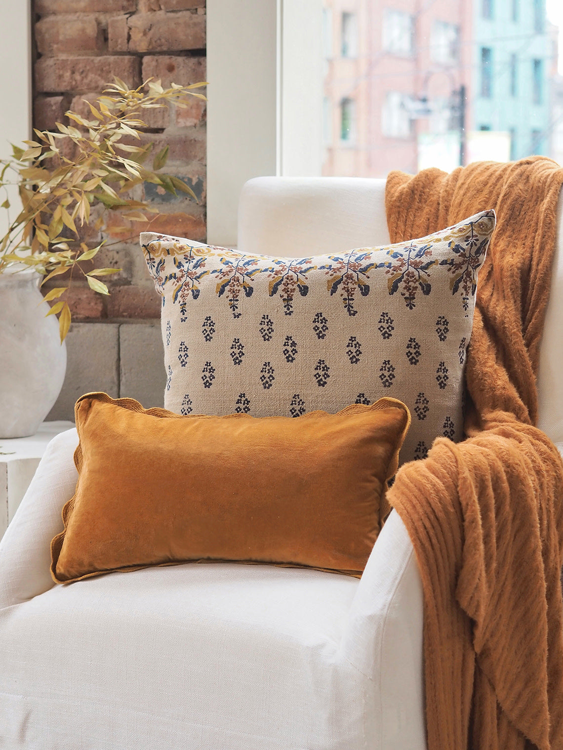 Vivian Scalloped Bronze Pillow | 21x12