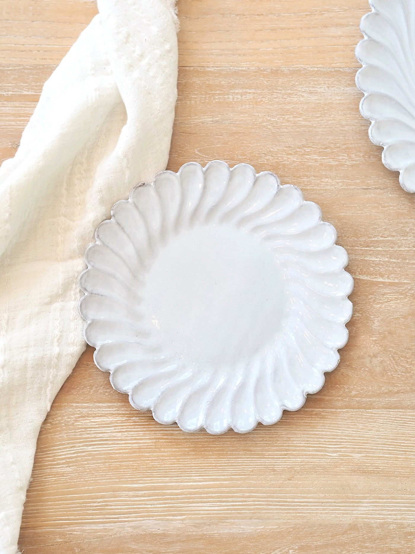 Astier De Villate | Peggy Scalloped Edge Plates - The Cross Decor & Design