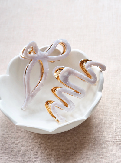 Willow Coastal Pearl Claw Clip - The Cross Decor & Design