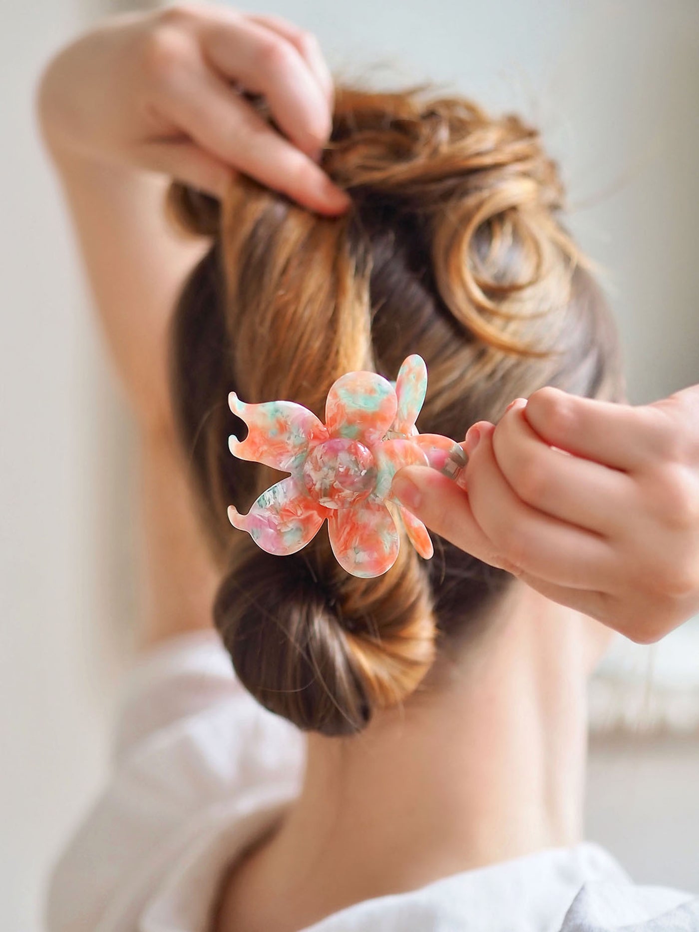 Jasmine Flower Claw Clip