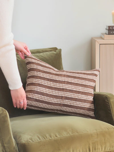 Nepsa Mocha Pillow | 14x20