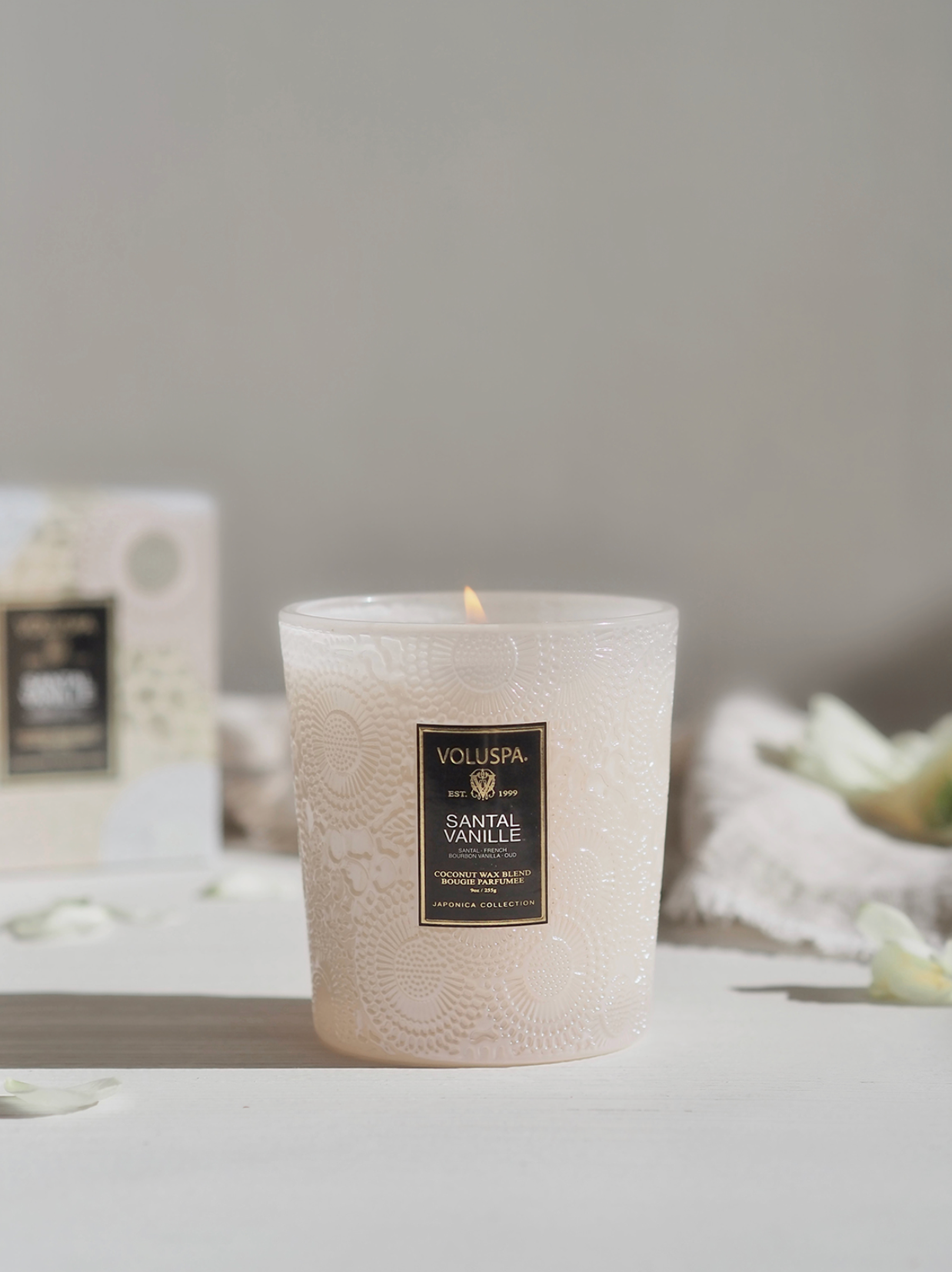 Santal Vanille Classic Boxed Candle - The Cross Decor & Design