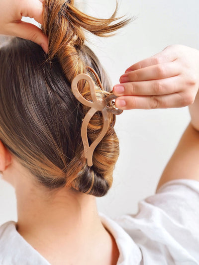 Sabrina Solid Claw Clip | Beige