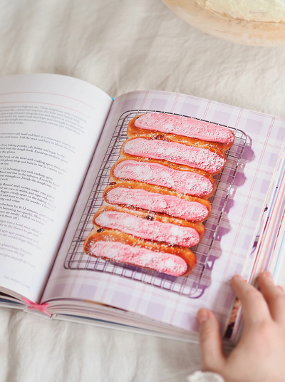 The Vegan Baker Book - The Cross Decor & Design