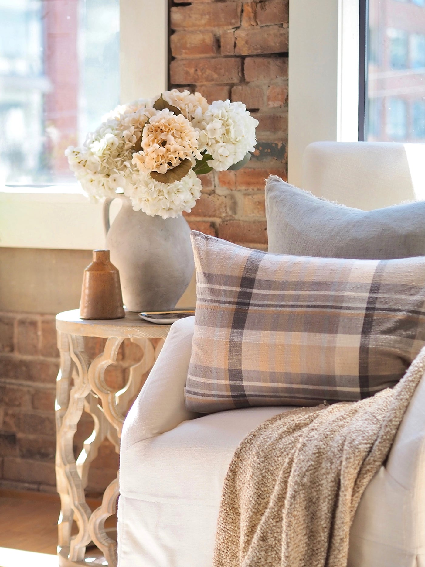 Delacourt Pillow | 16x24