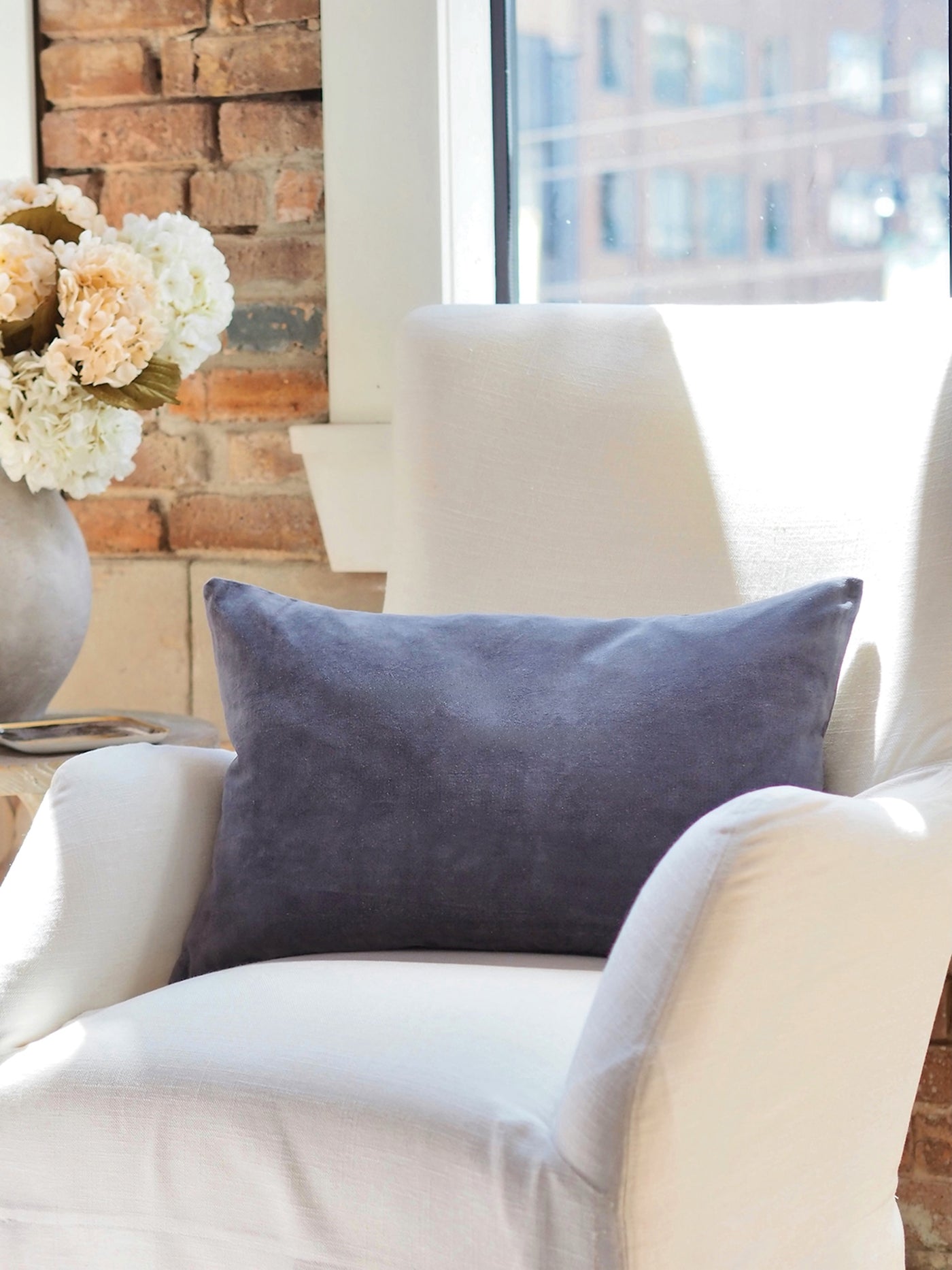 Vera Graphite Velvet Pillow | 16x24