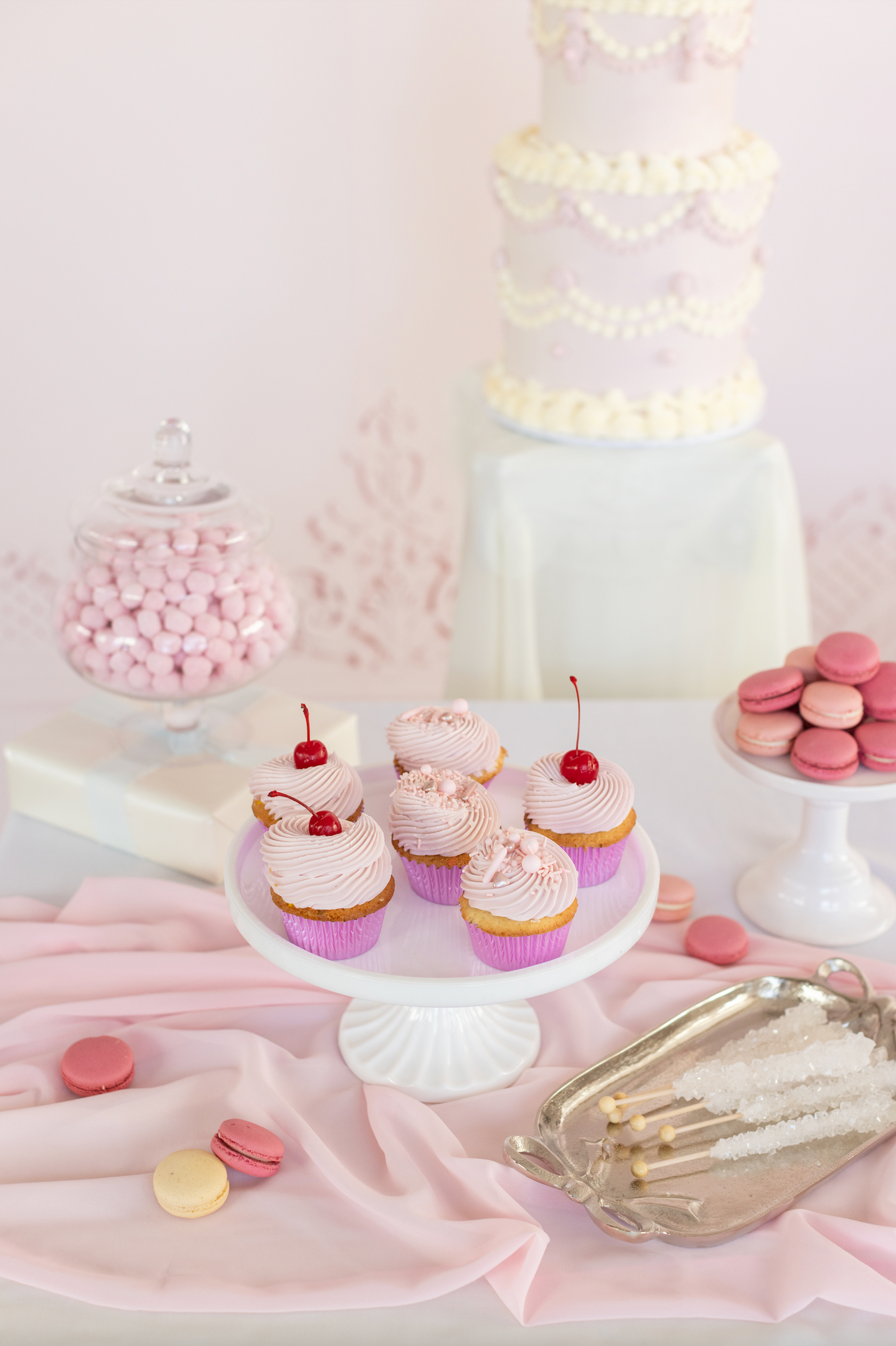 Pâtisserie Cake Plate - The Cross Decor & Design