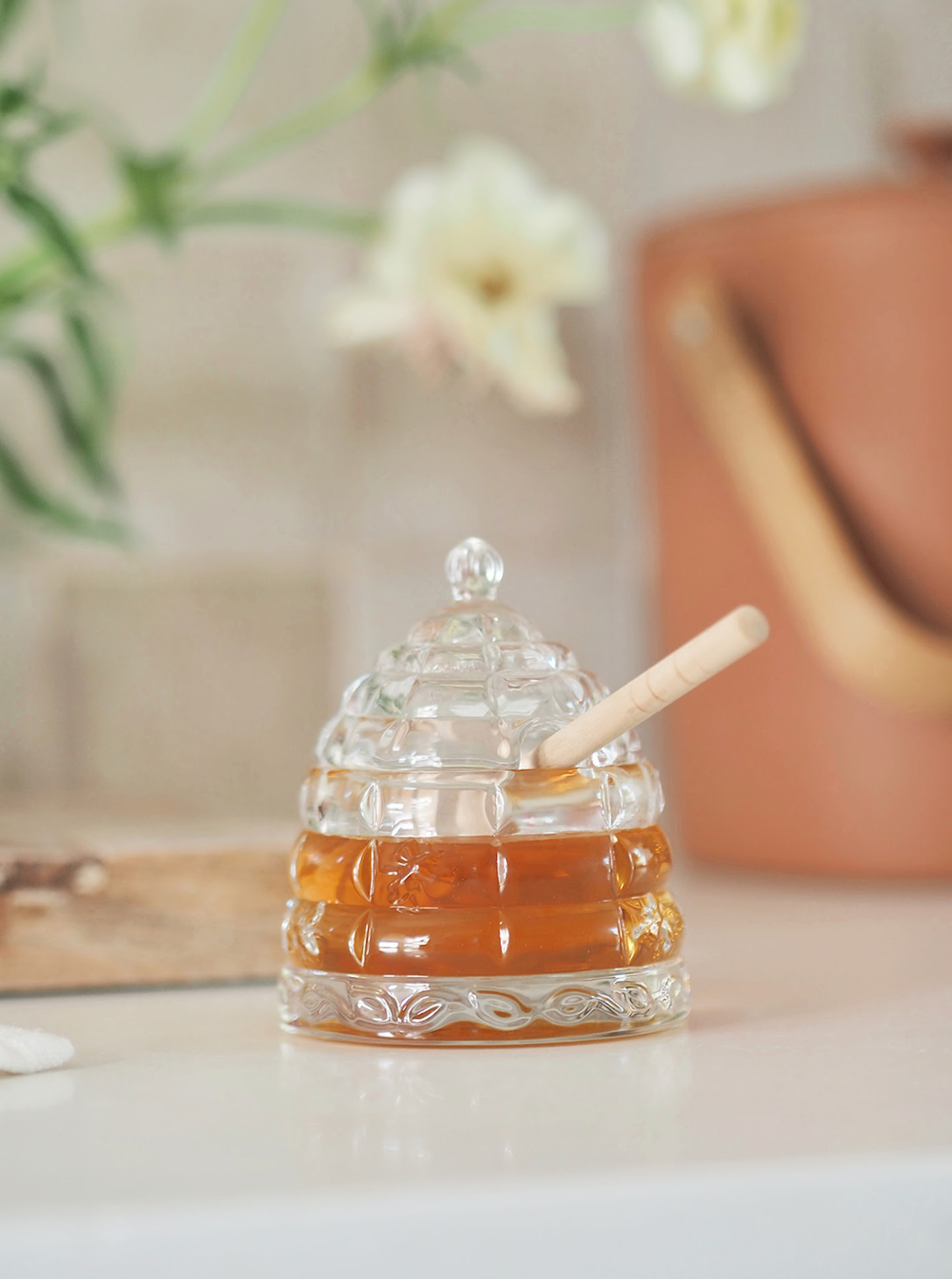 Glass Beehive Honey Pot w/ Dipper