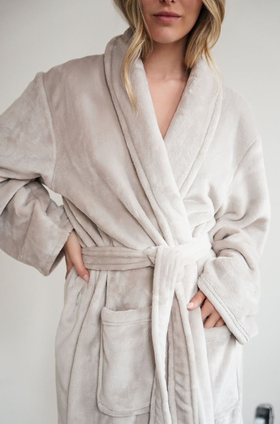 Solace Dove Grey Fleece Robe