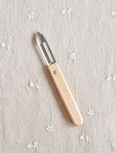 Natural Beech Wood Peeler
