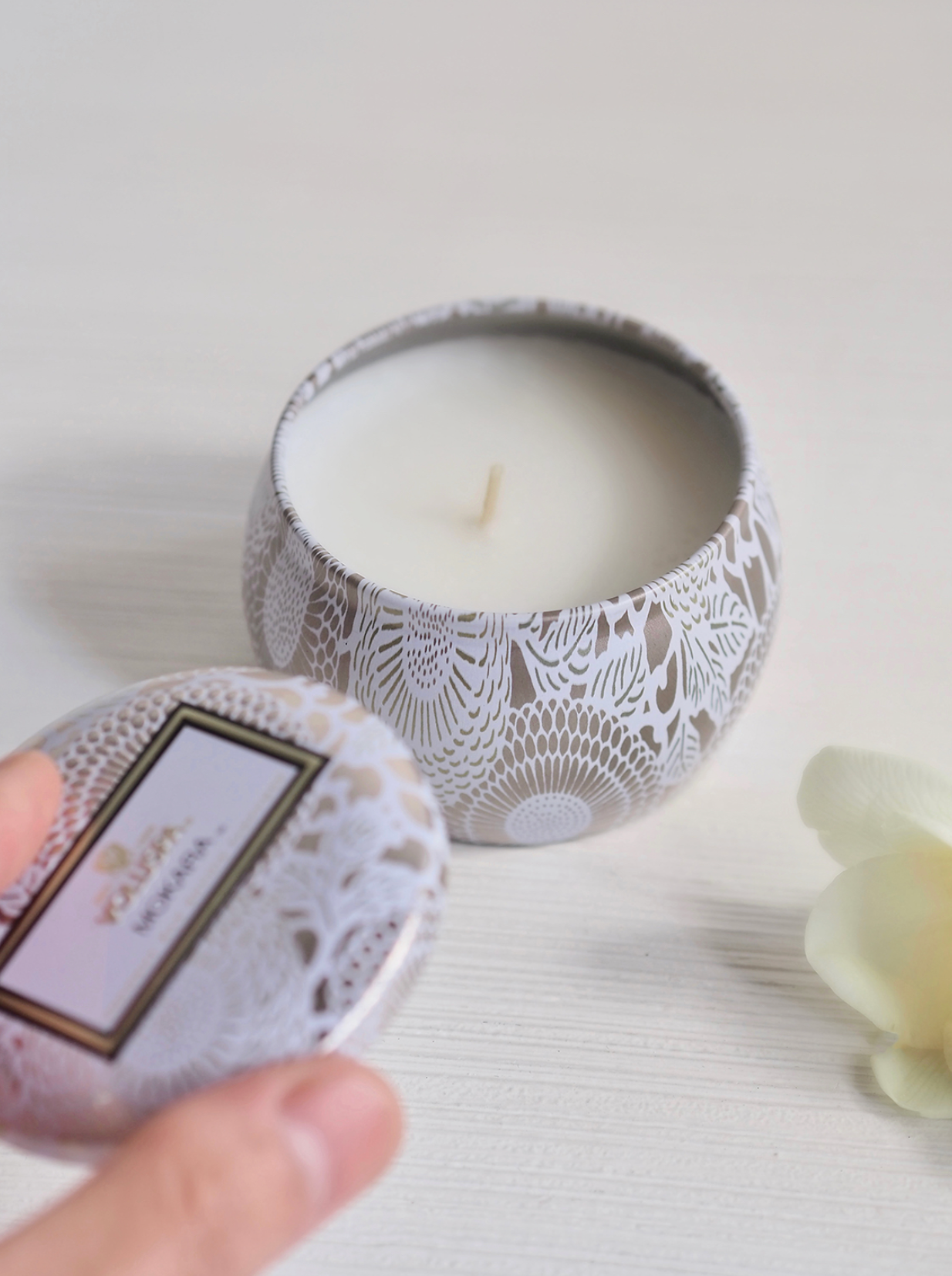 Mokara Mini Tin Candle - The Cross Decor & Design