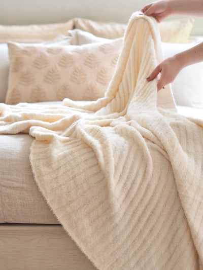 Snug Ivory Throw