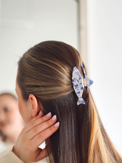 Coastal Floral Fish Claw Clip - The Cross Decor & Design