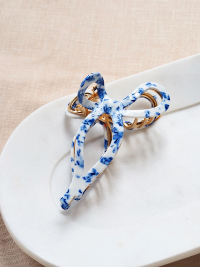 Sabrina Coastal Marbled Blue Claw Clip - The Cross Decor & Design