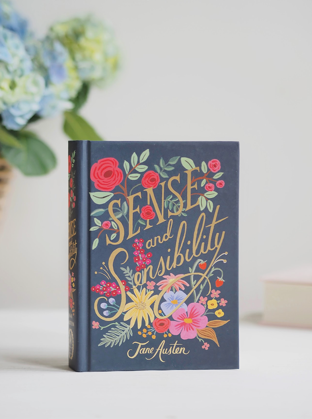 Sense and Sensibility | Illustrated by Anna Bond Book