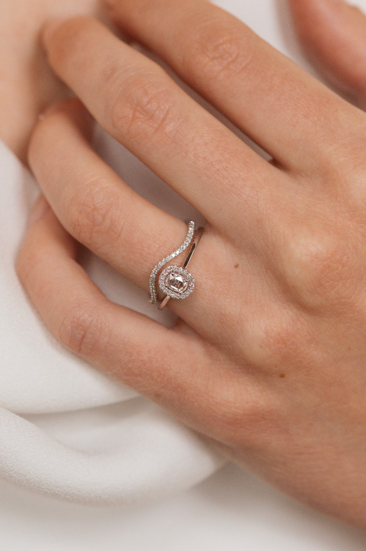 Diamond Aurora Rosecut Ring | 14K White Gold