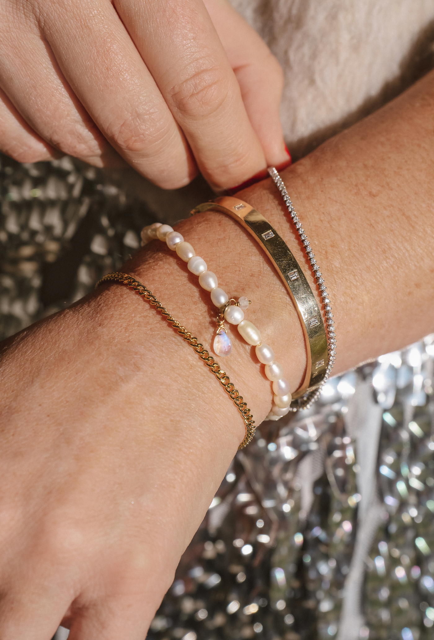 Social Mini Pearl Braclet - The Cross Decor & Design