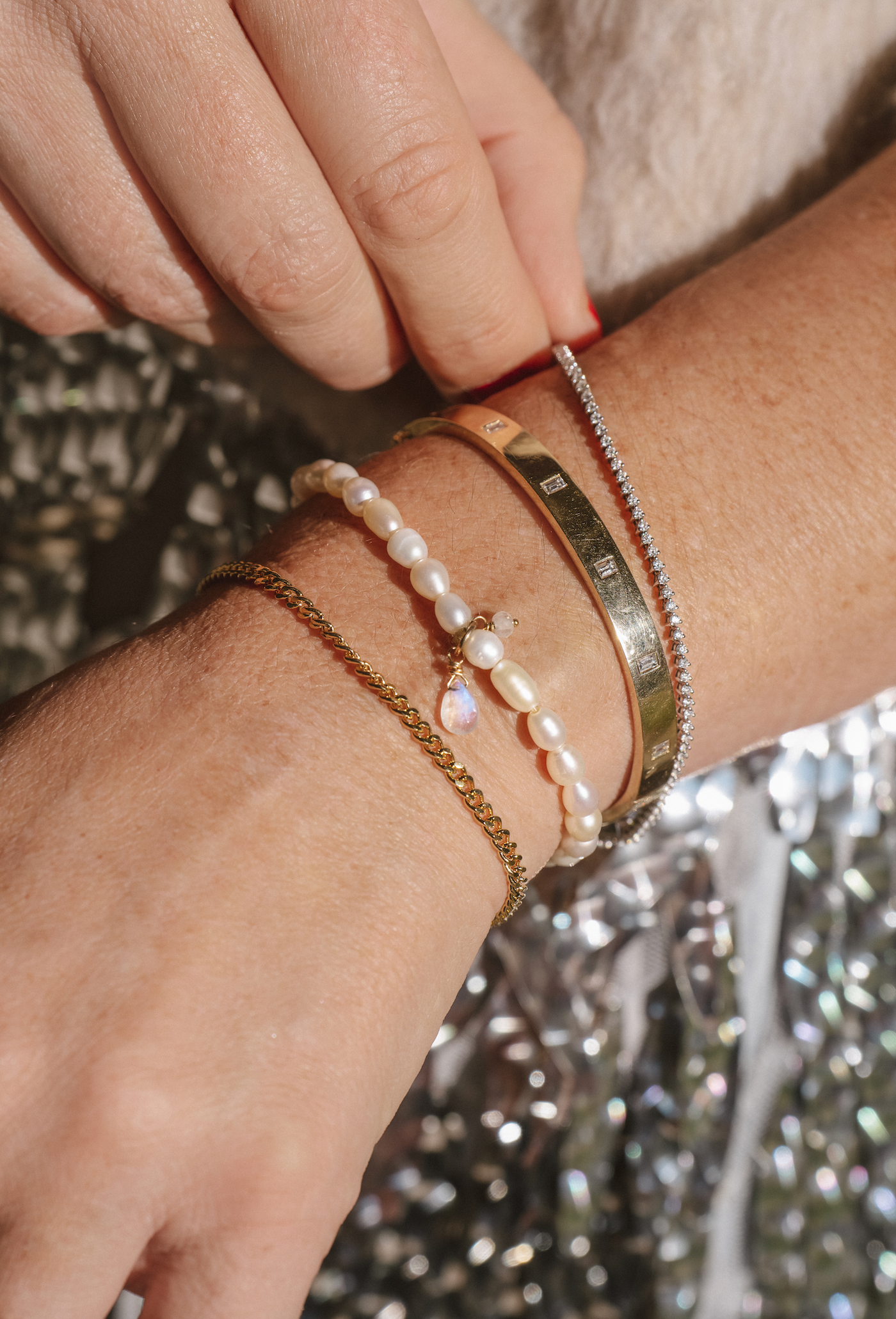 Social Mini Pearl Braclet