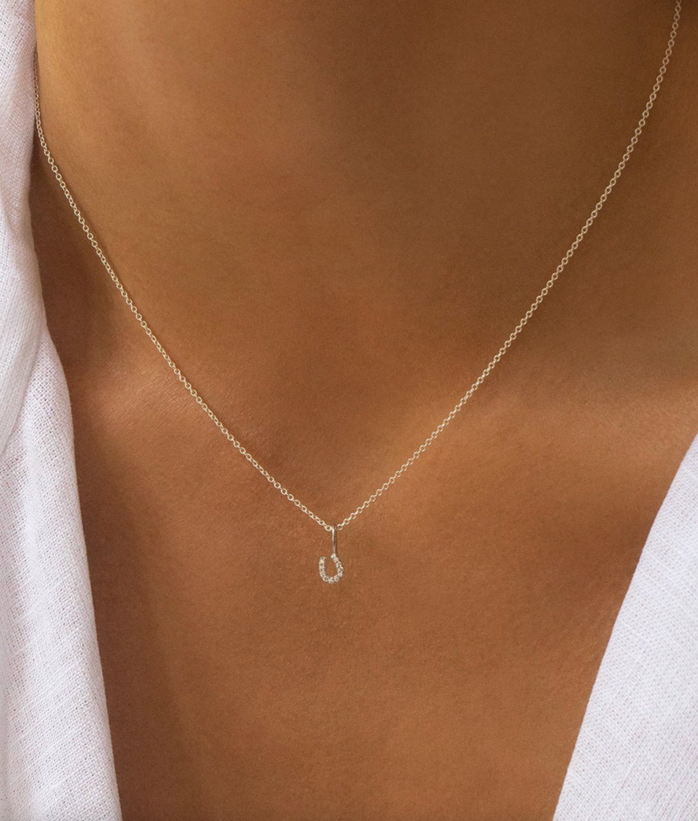 Tiny Horseshoe Necklace | Silver