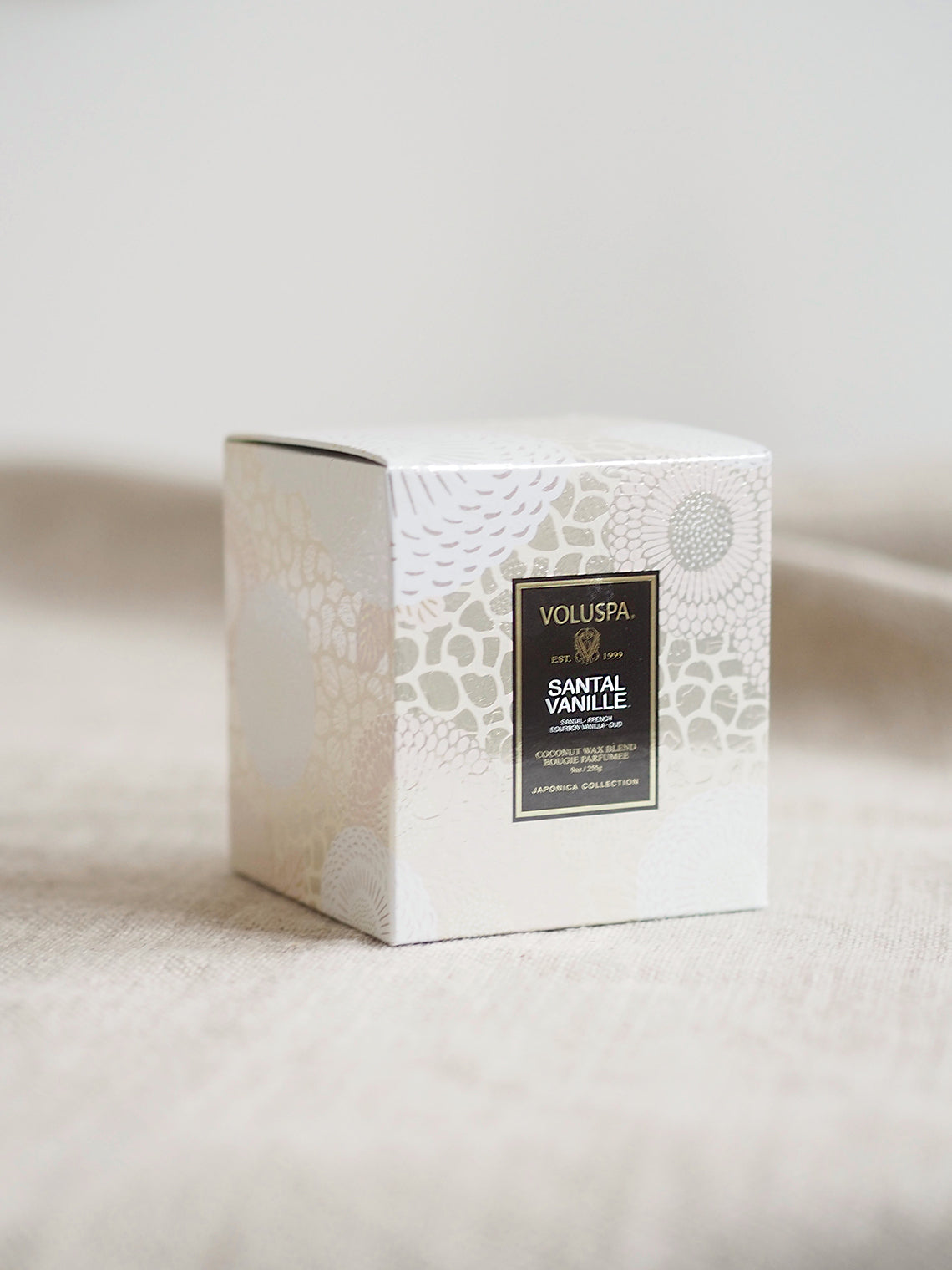 Santal Vanille Classic Boxed Candle - The Cross Decor & Design